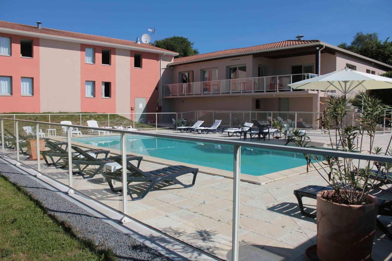Cit'Hotel Les Alizes Limoges Exterior photo