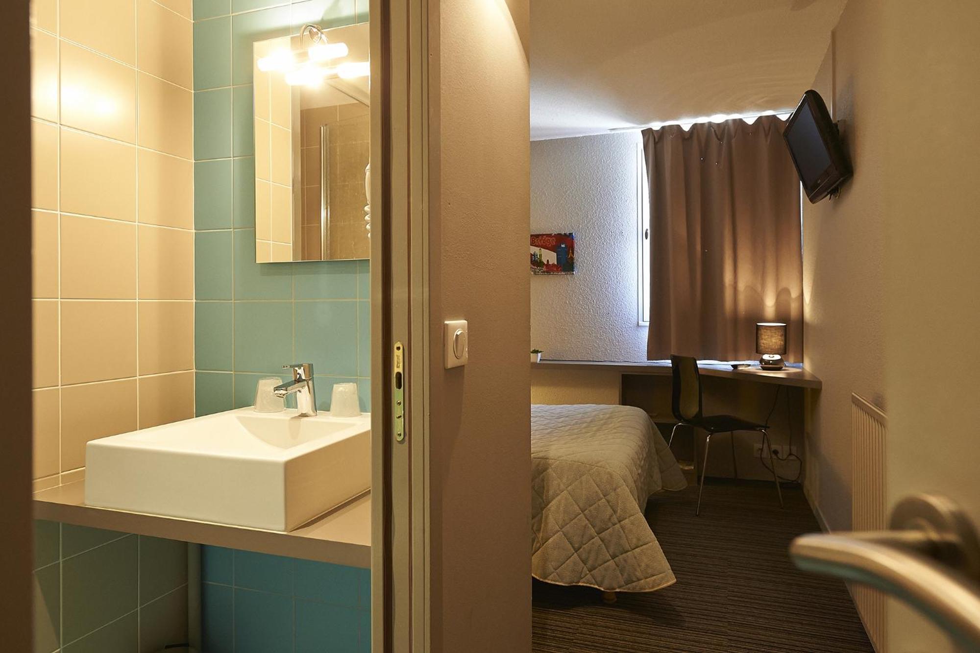 Cit'Hotel Les Alizes Limoges Exterior photo